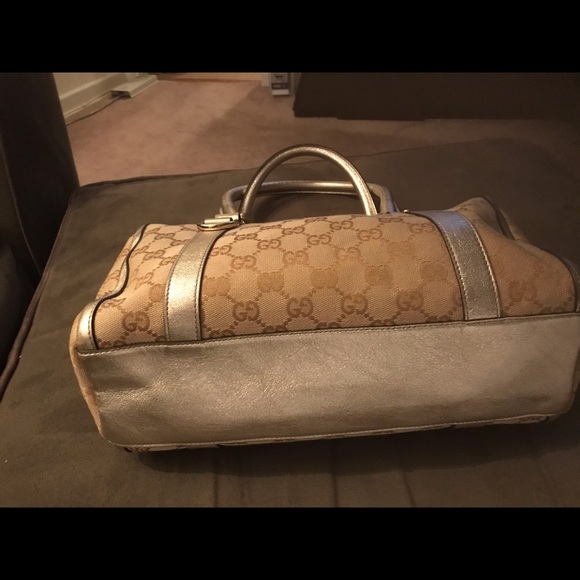 Gucci Bag - Picture 3 of 10